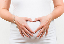 怀孕期间怎么鉴定孩子是谁的[宜昌]，哪些人适合做无创孕期亲子鉴定
